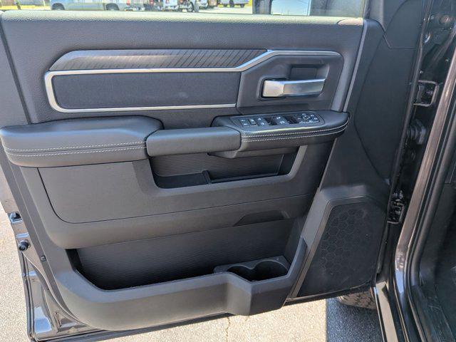 2026 Ram 2500 Big Horn Crew Cab 4x4 64 Box