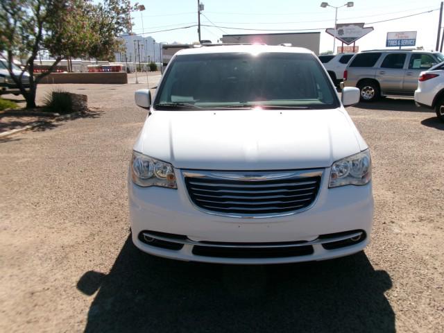 2016 Chrysler Town & Country Touring