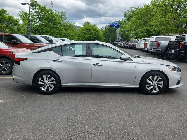 2022 Nissan Altima S FWD