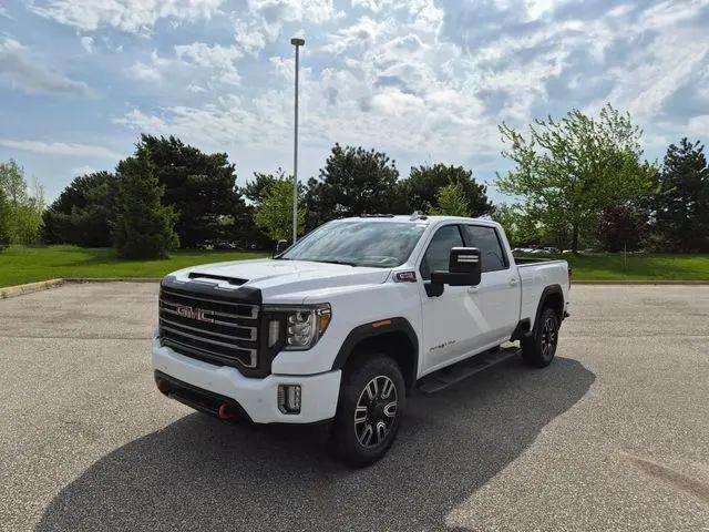 2020 GMC Sierra 2500HD 4WD Crew Cab Standard Bed AT4 for sale in Saginaw, MI