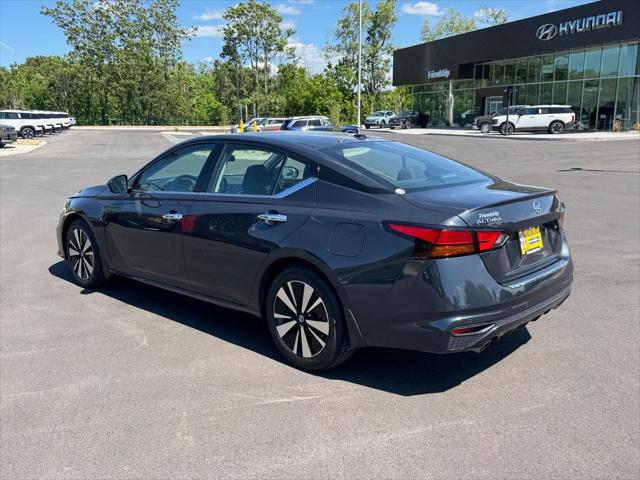 2021 Nissan Altima SL FWD
