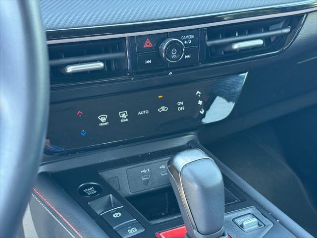 2025 Nissan Kicks SR Intelligent AWD