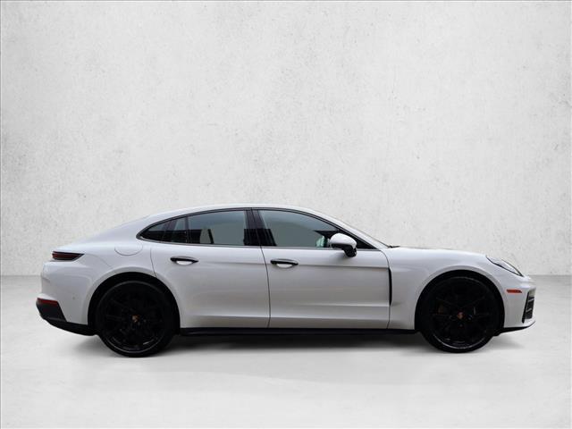 2025 Porsche Panamera 4