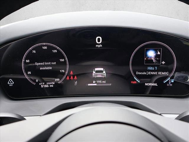 2025 Porsche Panamera 4