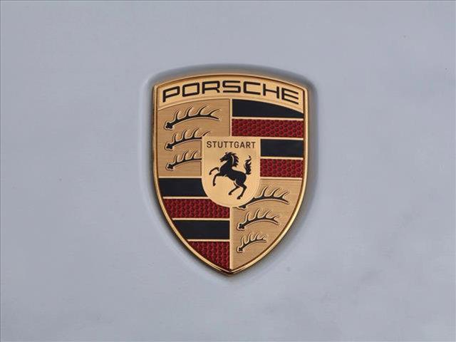 2025 Porsche Panamera 4