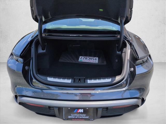 2025 Porsche Taycan 4