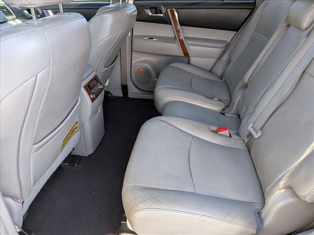 2011 Toyota Highlander Limited V6