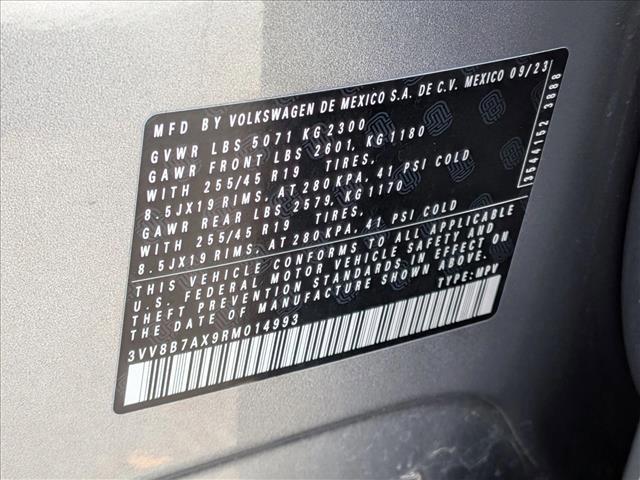 2024 Volkswagen Tiguan 2.0T SE R-Line Black