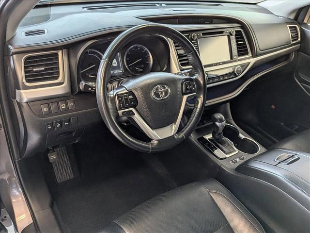 2019 Toyota Highlander Hybrid Limited Platinum