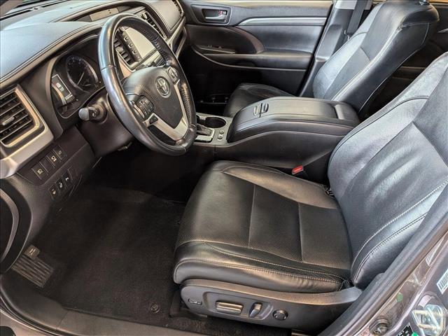2019 Toyota Highlander Hybrid Limited Platinum
