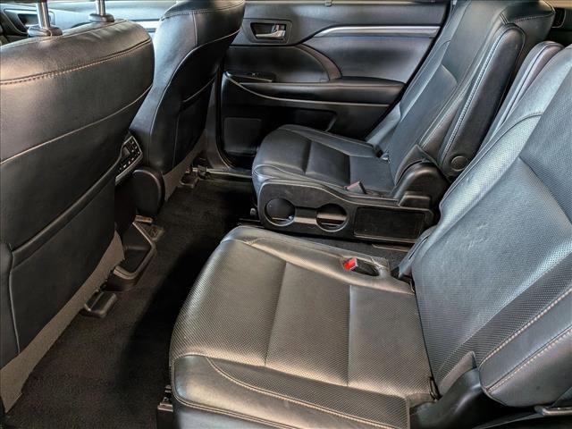 2019 Toyota Highlander Hybrid Limited Platinum