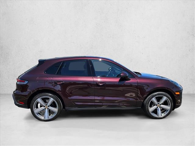 2024 Porsche Macan AWD