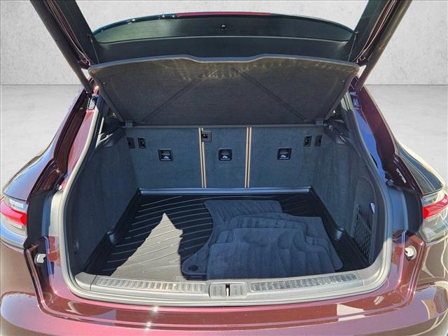 2024 Porsche Macan AWD