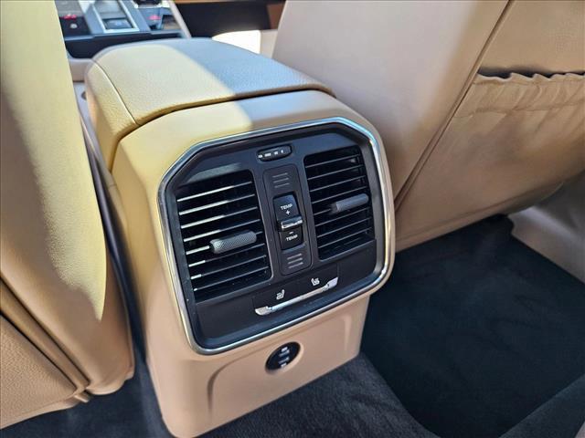 2024 Porsche Macan AWD