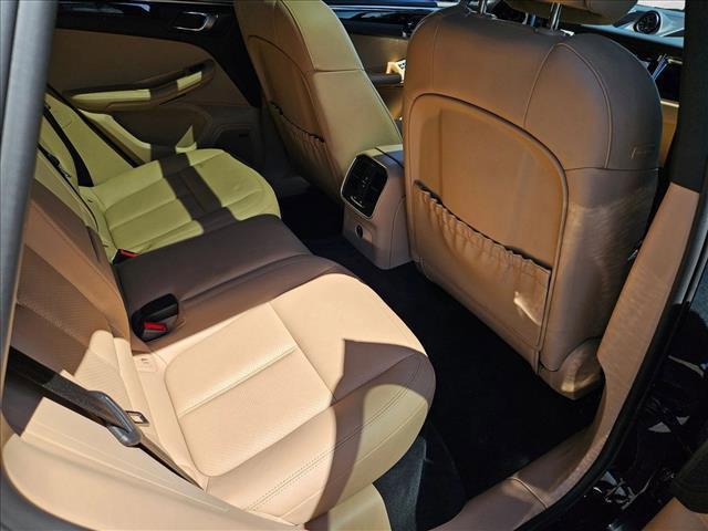 2024 Porsche Macan AWD