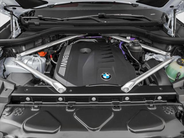 2027 BMW X6 M60i