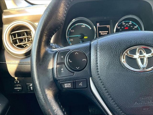2017 Toyota RAV4 Hybrid XLE