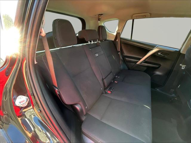 2017 Toyota RAV4 Hybrid XLE