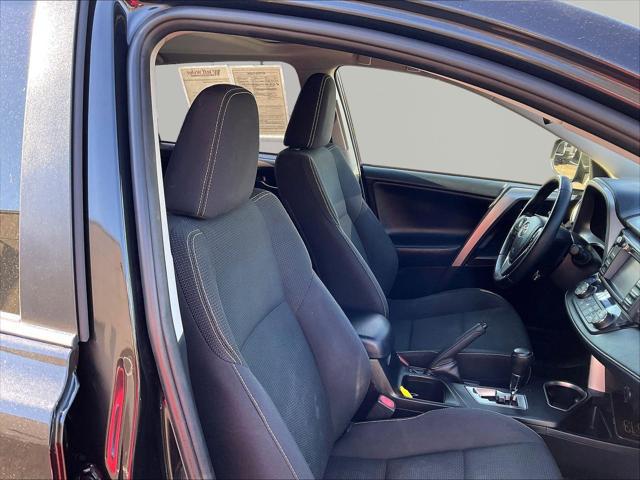 2017 Toyota RAV4 Hybrid XLE