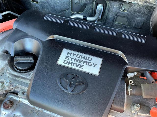 2017 Toyota RAV4 Hybrid XLE