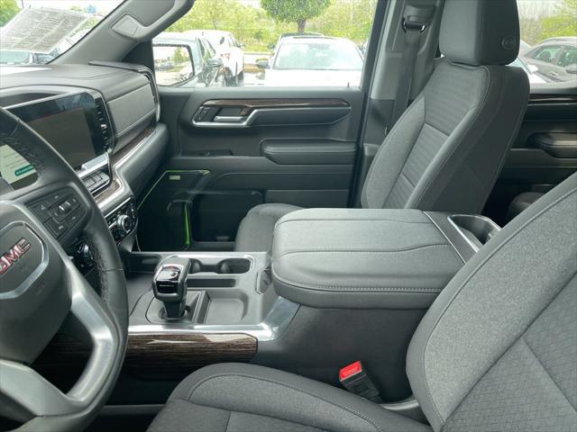 2024 GMC Sierra 1500 4WD Crew Cab Standard Box Elevation