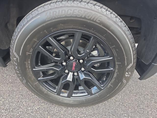 2024 GMC Sierra 1500 4WD Crew Cab Standard Box Elevation