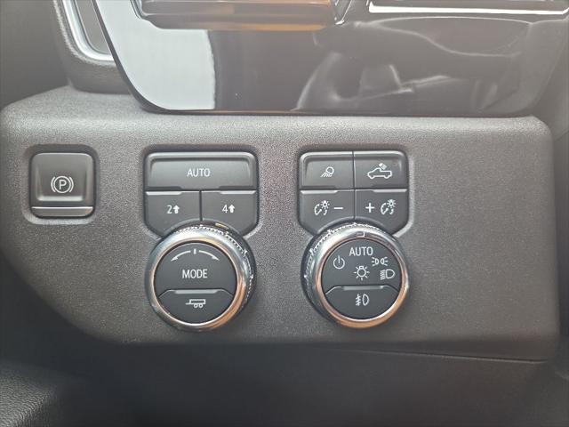 2024 GMC Sierra 1500 4WD Crew Cab Standard Box Elevation
