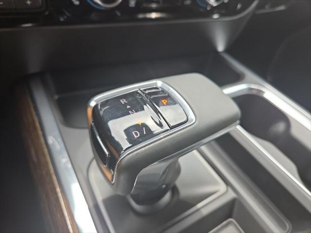 2024 GMC Sierra 1500 4WD Crew Cab Standard Box Elevation
