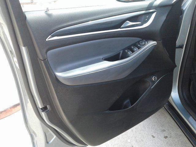 2023 Buick Enclave Essence FWD
