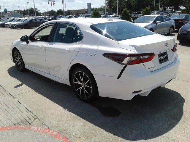 2021 Toyota Camry SE