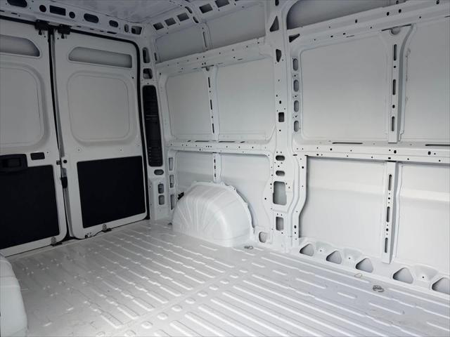 2026 Ram ProMaster Cargo Van Tradesman High Roof 136" WB w/Pass Seat