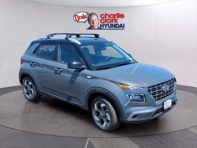 2026 Hyundai Venue SEL w/Two-Tone Roof