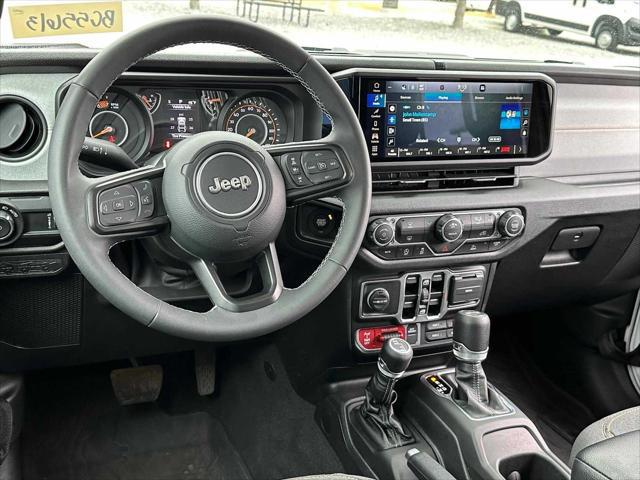 2025 Jeep Wrangler 4-Door Willys 4x4