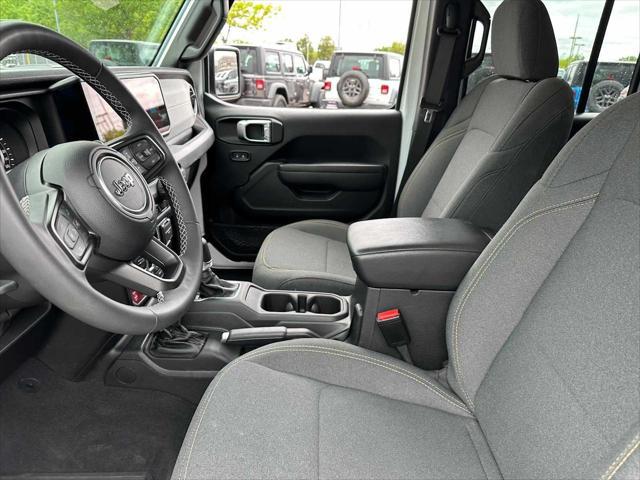 2025 Jeep Wrangler 4-Door Willys 4x4
