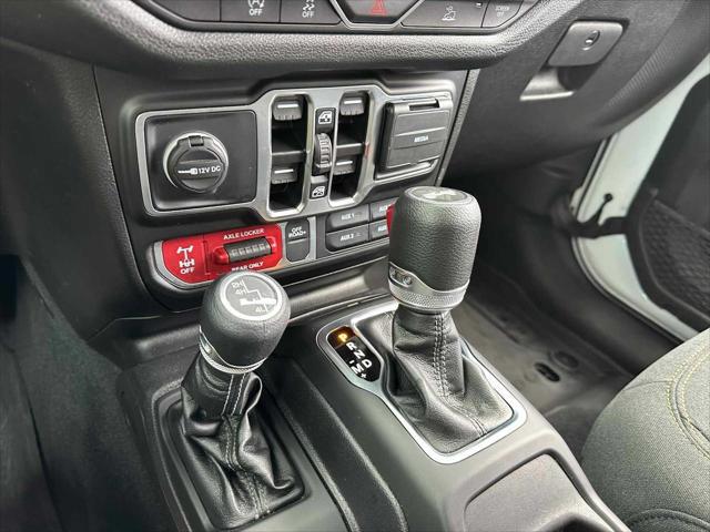 2025 Jeep Wrangler 4-Door Willys 4x4