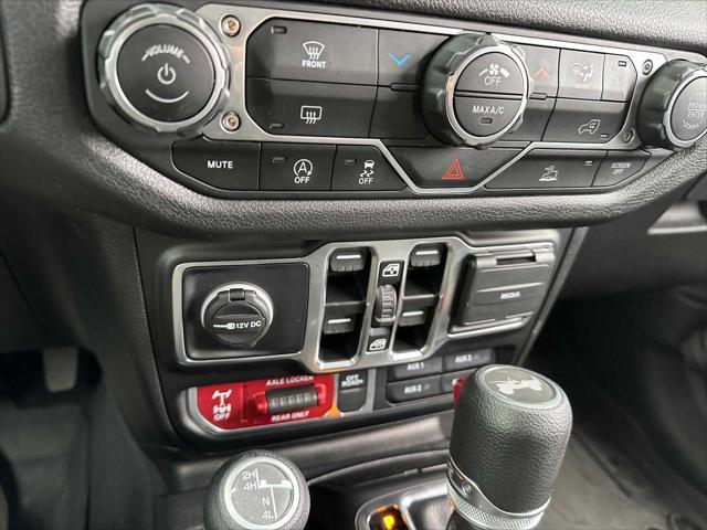 2025 Jeep Wrangler 4-Door Willys 4x4