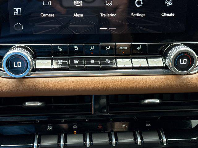 2024 GMC Canyon 4WD AT4