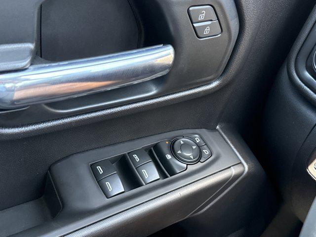 2024 Chevrolet Silverado 1500 4WD Crew Cab Short Bed Custom Trail Boss