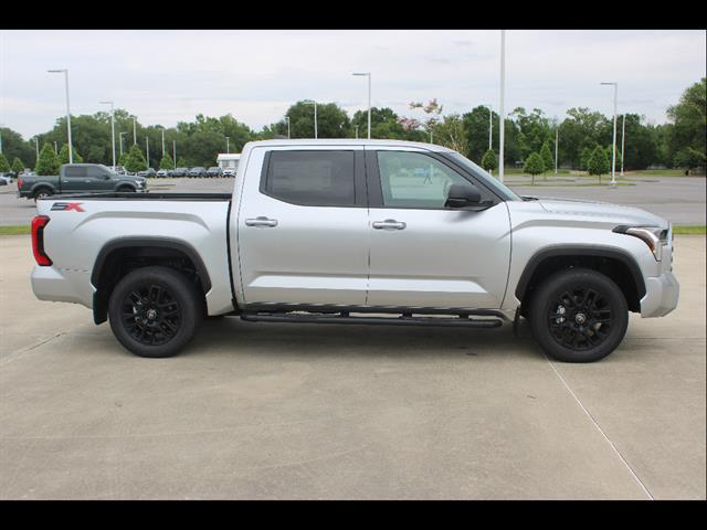2026 Toyota Tundra SR5 CrewMax 5.5' Bed