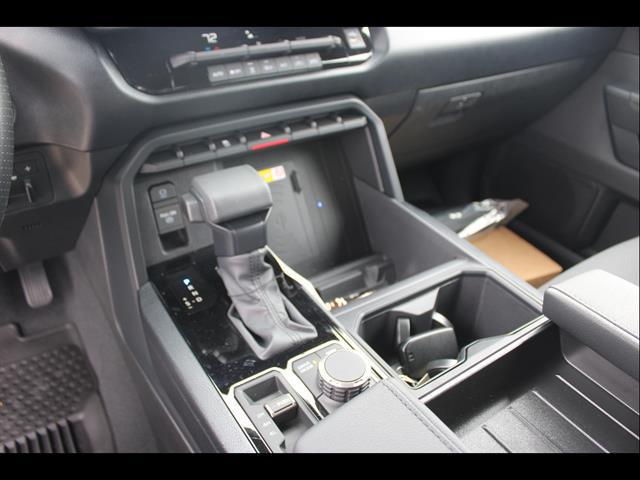 2026 Toyota Tundra SR5 CrewMax 5.5' Bed