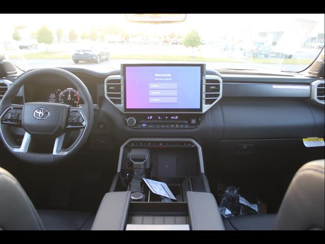 2026 Toyota Tundra Platinum CrewMax 5.5' Bed