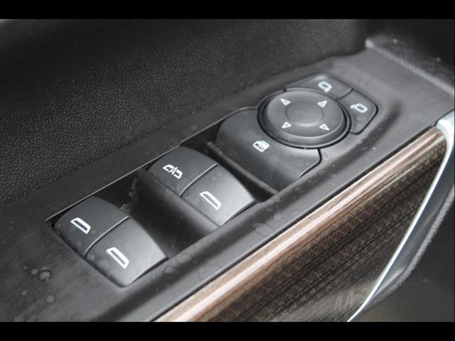 2021 Chevrolet Silverado 1500 4WD Crew Cab Short Bed LT