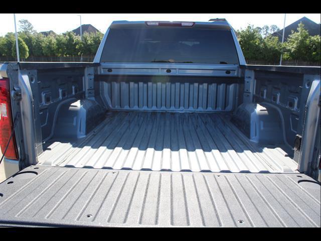 2023 Chevrolet Silverado 1500 4WD Crew Cab Short Bed Custom