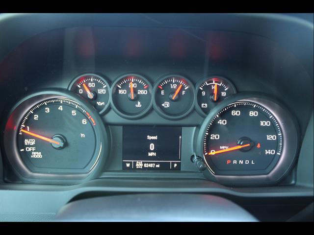 2023 Chevrolet Silverado 1500 4WD Crew Cab Short Bed Custom