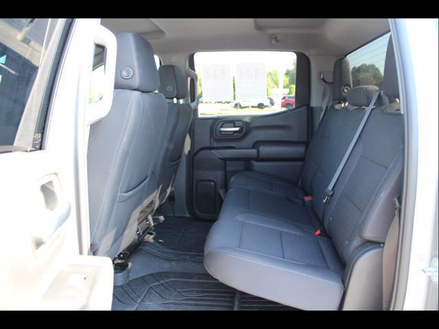 2023 Chevrolet Silverado 1500 4WD Crew Cab Short Bed Custom
