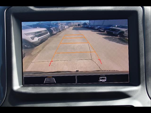 2023 Chevrolet Silverado 1500 4WD Crew Cab Short Bed Custom