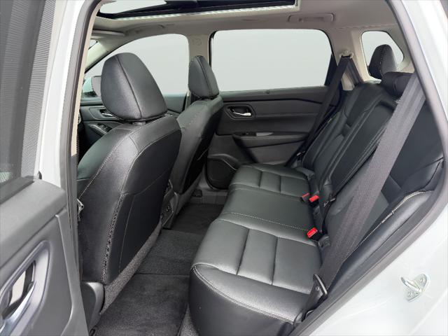 2024 Nissan Rogue SL FWD