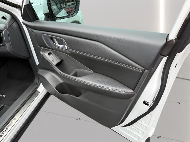 2024 Nissan Rogue SL FWD