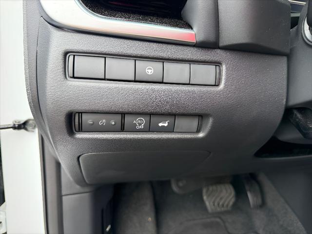 2024 Nissan Rogue SL FWD