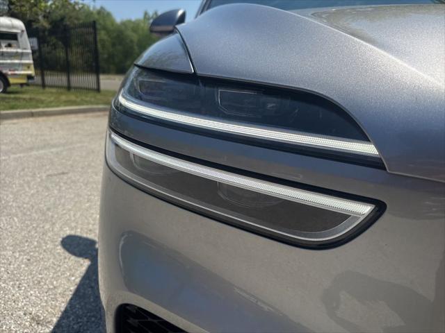 2025 Genesis GV70 2.5T AWD